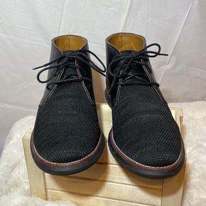 Johnston & Murphy Chukka Ankle Boot Mens 8.5 Black. Sharp and Timeless Style.